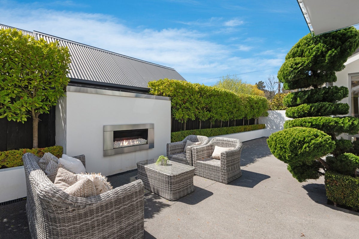 82 Totara Street, Fendalton, Christchurch - Carousel 1
