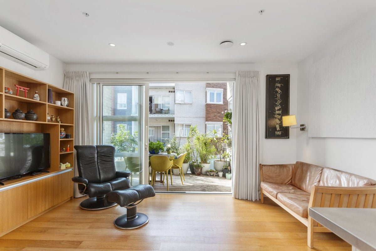 204/64 Surrey Crescent, Grey Lynn, Auckland - Carousel 2