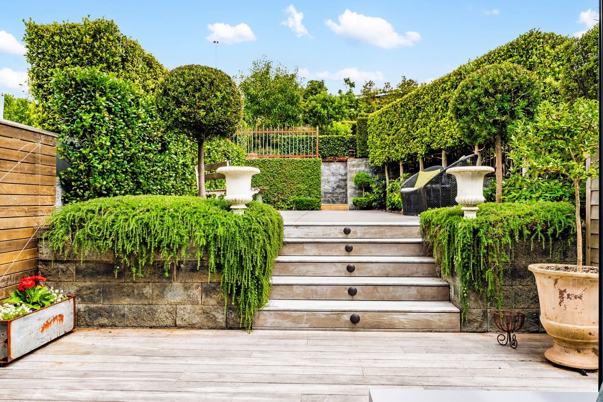 2 Lapilli Lane, Stonefields, Auckland  - Carousel 1