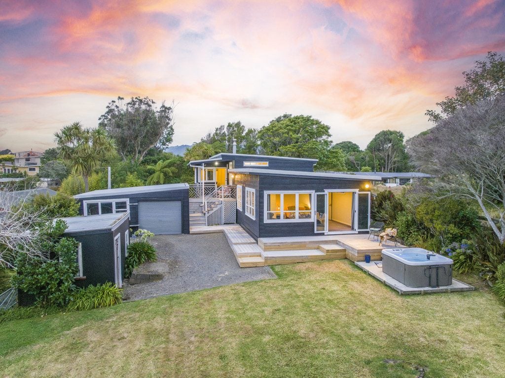 22 Kokako Road, Otaihanga, Paraparaumu - Carousel 2