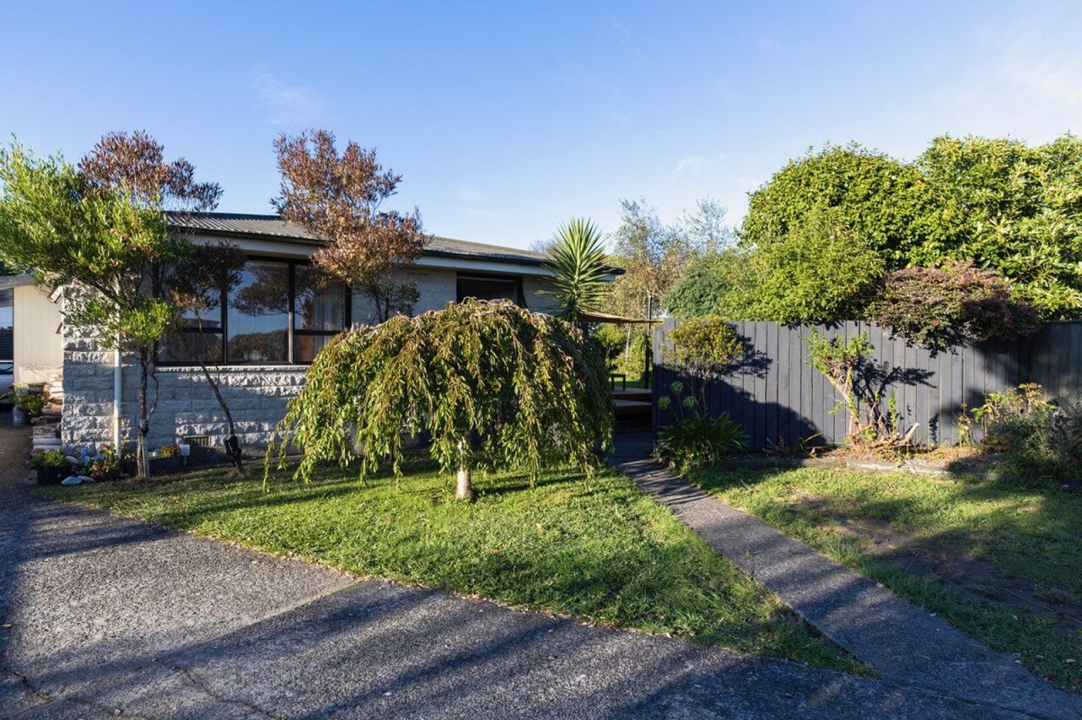 27 Ngahue Crescent, Carters Beach, Westport - Carousel 13