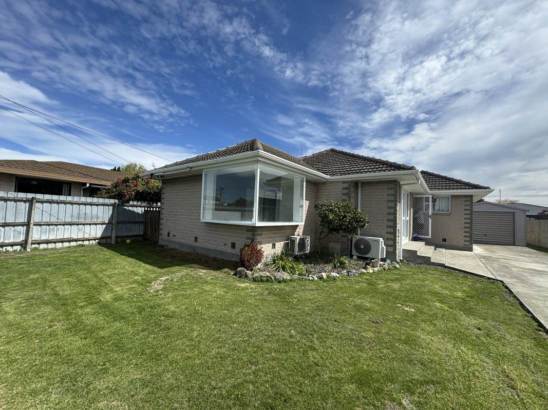 11 Hope Street, Shirley, Christchurch - Carousel 1