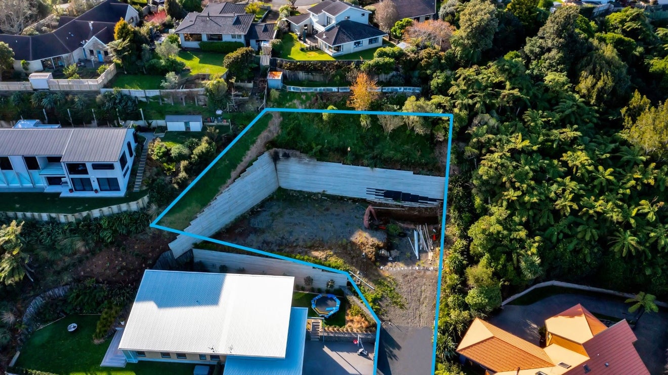 90C Karina Road, Merrilands, New Plymouth - Carousel 1