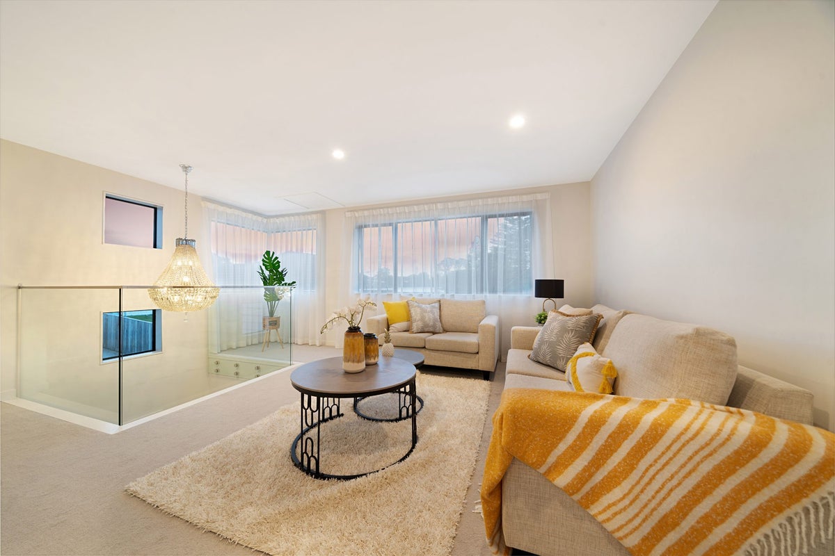 30A Windermere Crescent, Blockhouse Bay, Auckland - Carousel 2