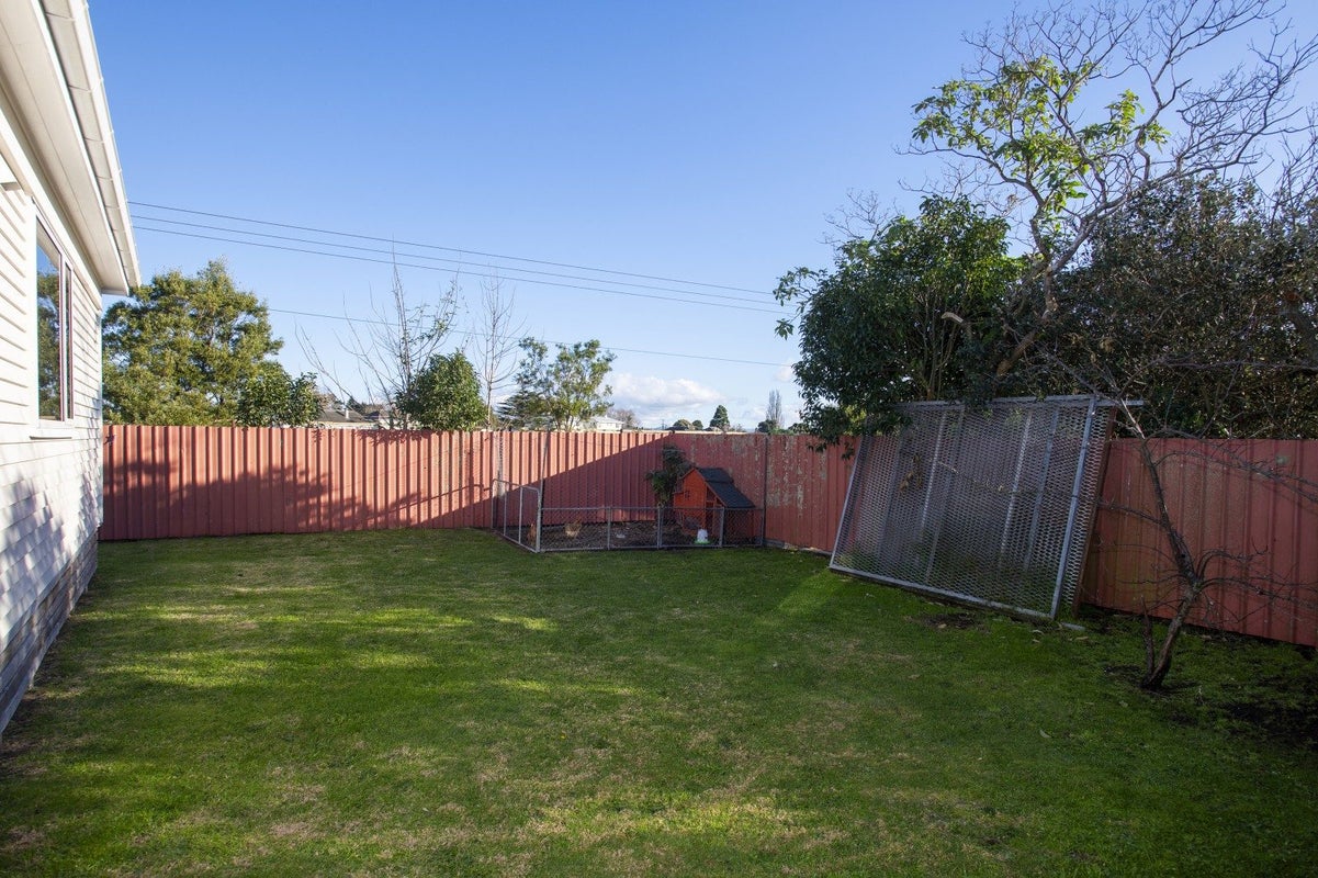 23 Manuka Street, Elgin, Gisborne - Carousel 34