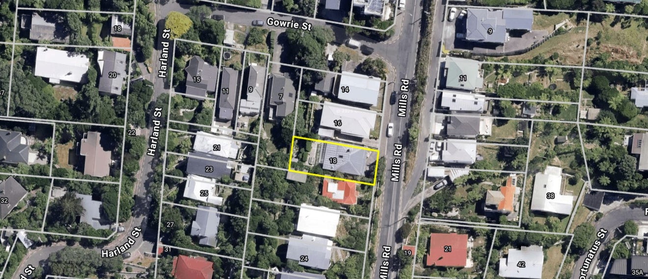 18 Mills Road, Brooklyn, Wellington - Carousel 23