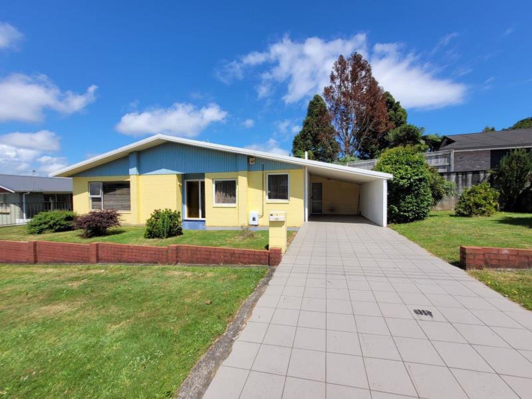 102 Awanui Street, Merrilands, New Plymouth - Carousel 1