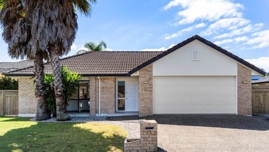 17 Heyington Way, East Tamaki Heights, Auckland - Carousel 1