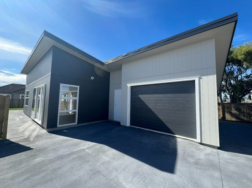 86 Totara Street, Tawhero, Whanganui - Carousel 1