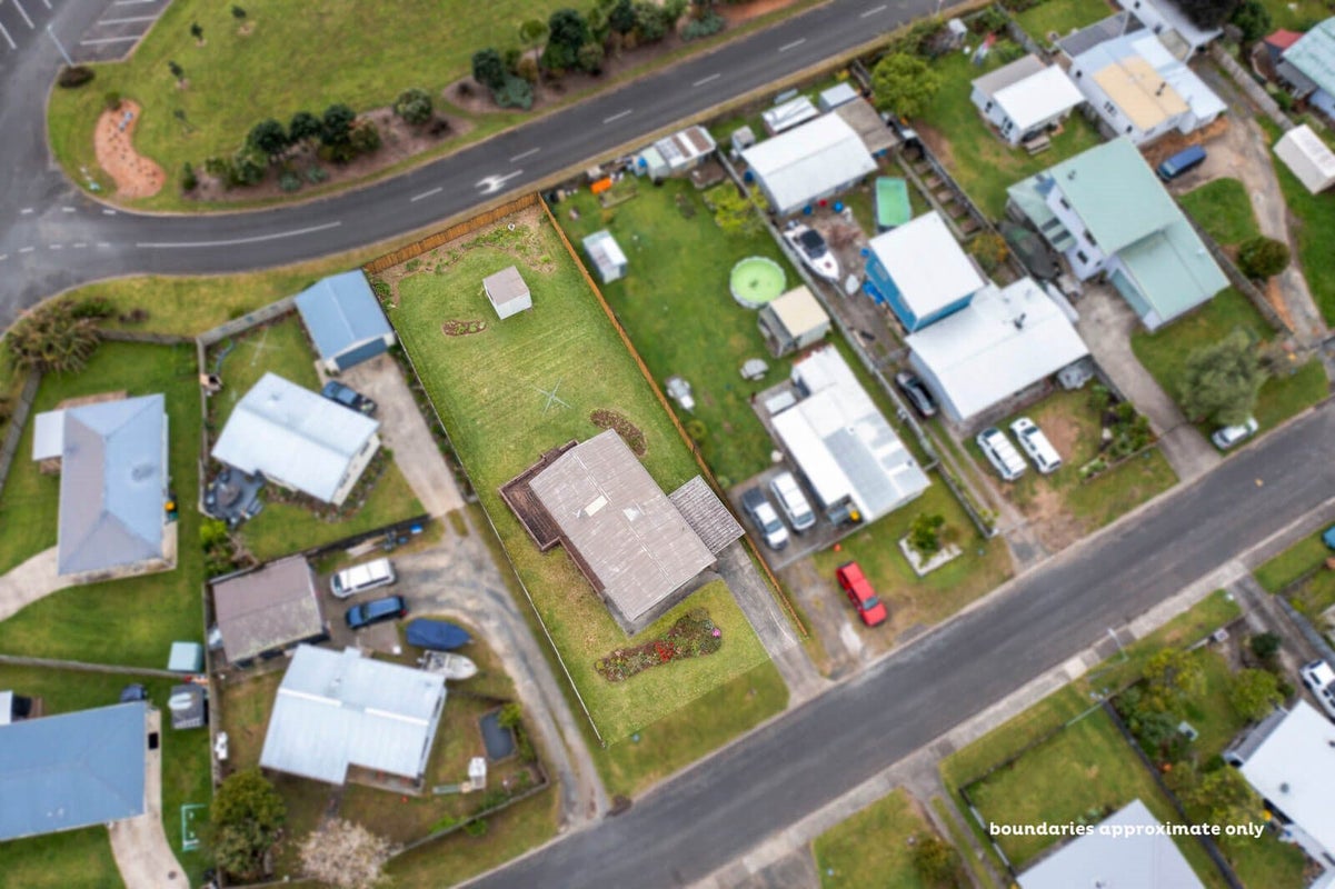 28 Moewai Park Road, Whitianga - Carousel 2