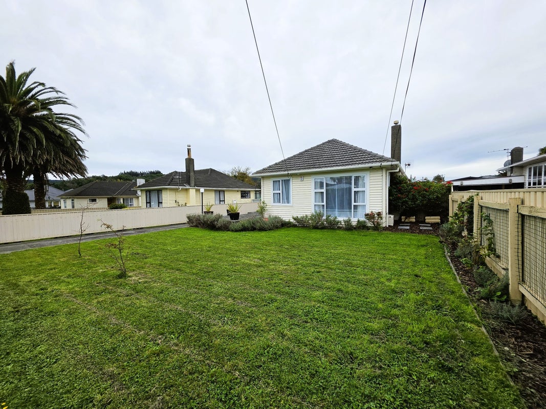 0 McKay Road - Carousel 24