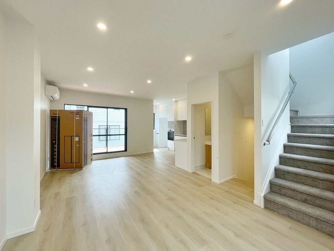 673 Sandringham Road, Sandringham, Auckland - Carousel 2