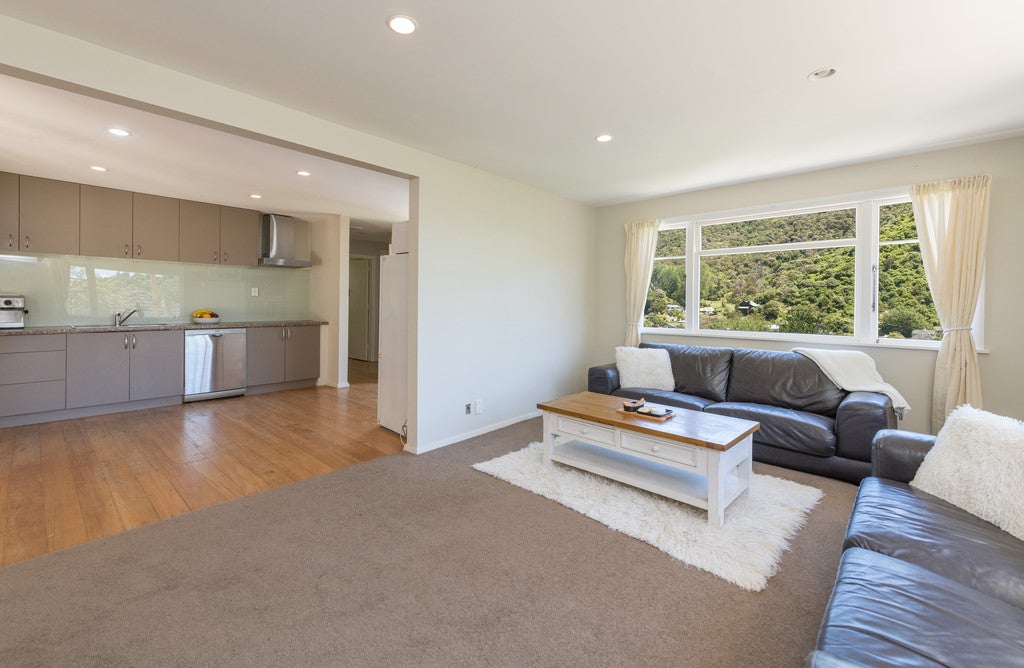 131 Brook Street, The Brook, Nelson - Carousel 2
