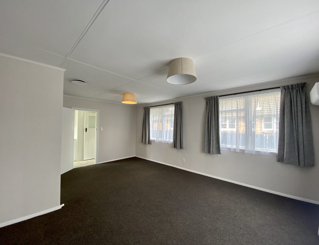 38 Norrie Street, Bader, Hamilton - Carousel 2