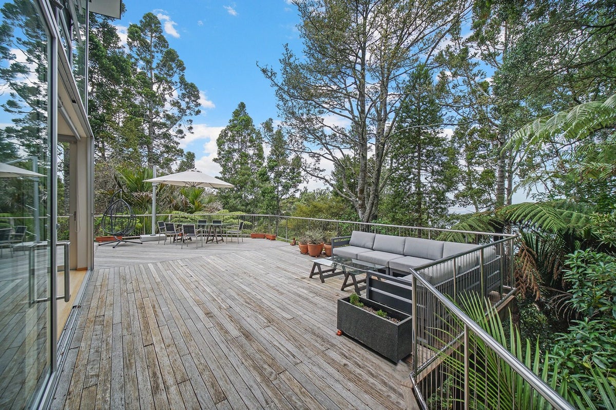 50 Paturoa Road, Titirangi, Auckland - Carousel 2