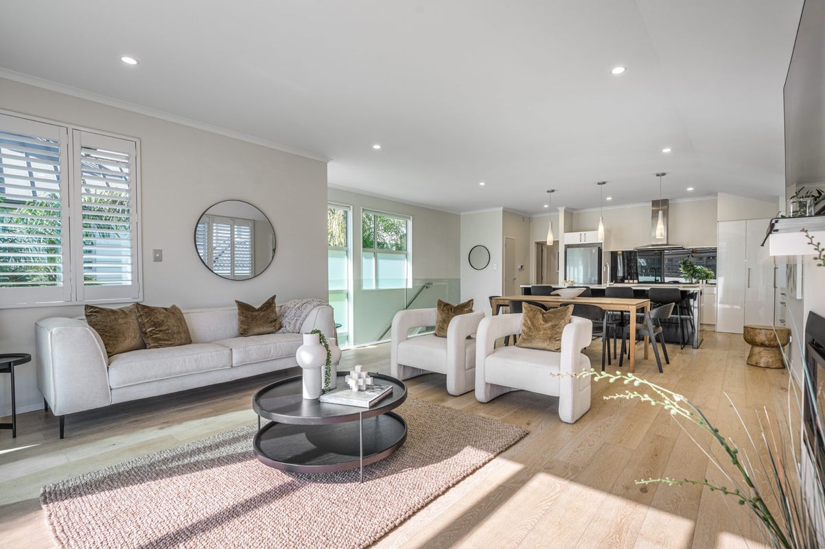 7 Rautara Street, Orakei, Auckland - Carousel 2
