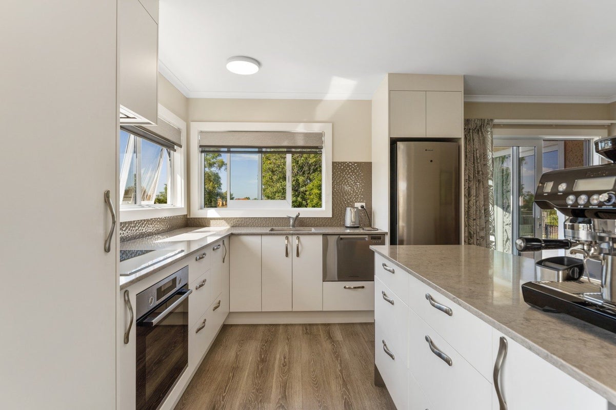 3 Edens Road, Hope, Richmond - Carousel 2