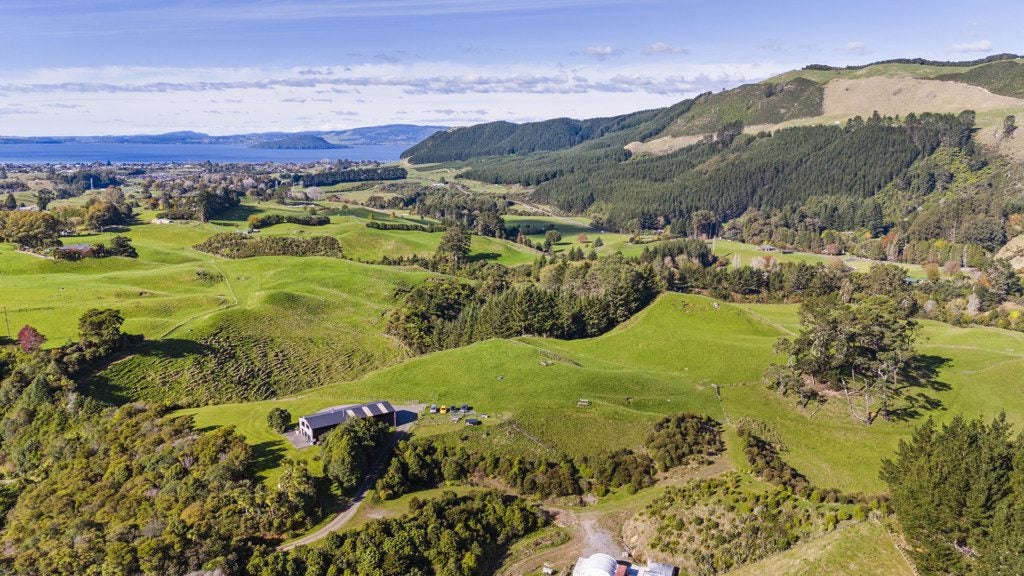 189 Dansey Road, Ngongotaha Valley - Carousel 1