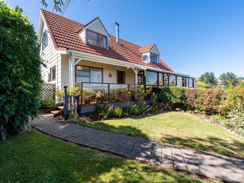 4 Kilgour Street, Waihola, Milton - Carousel 1