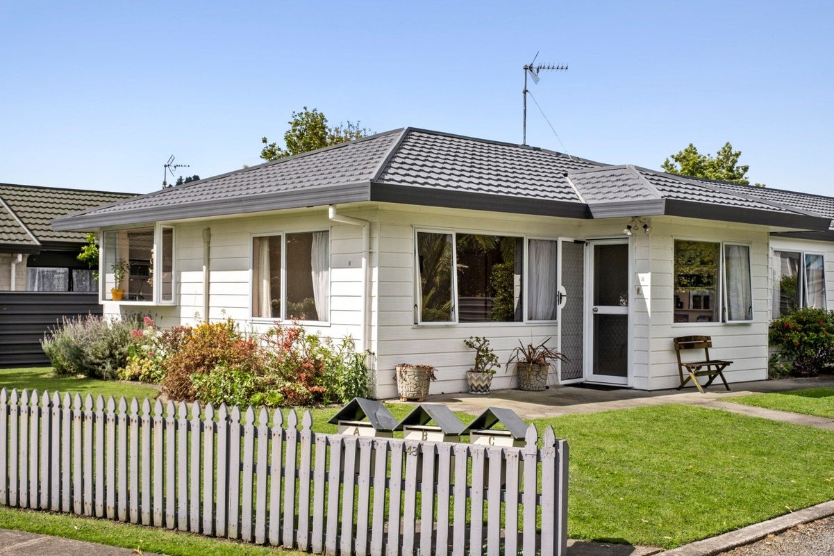 43A Stout Street, Whataupoko, Gisborne - Carousel 2