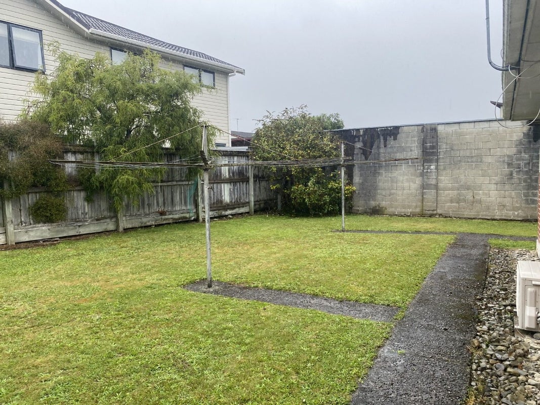 1/26 Tawa Street, Eastbourne, Lower Hutt - Carousel 8