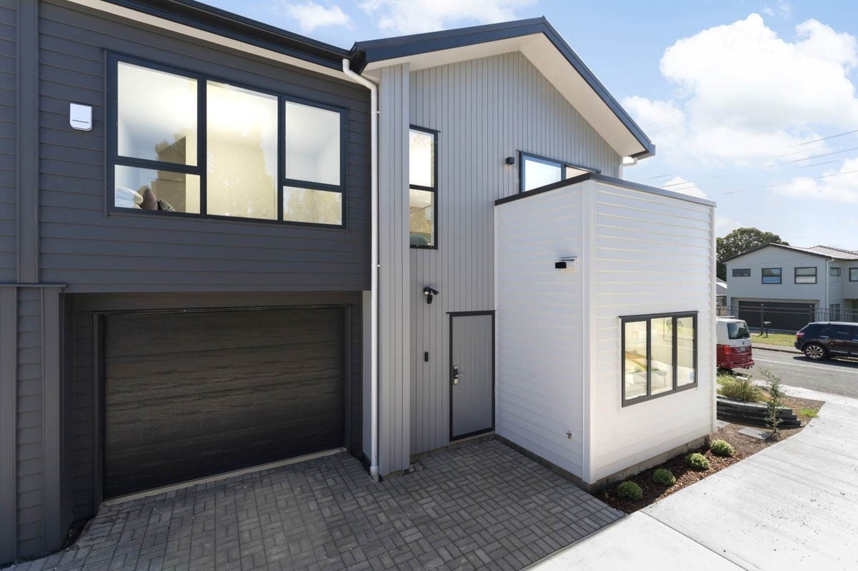 14C River Road, Te Atatu Peninsula, Auckland - Carousel 1