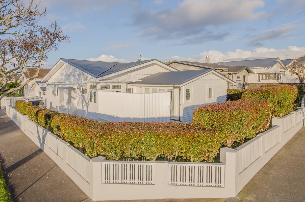 1A Dorset St, Westmere, Auckland - Carousel 24