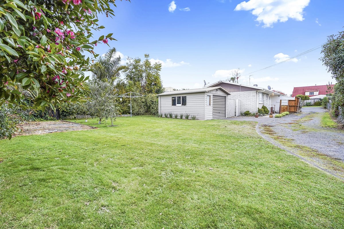 107 Shakespeare Street, Leamington, Cambridge - Carousel 1