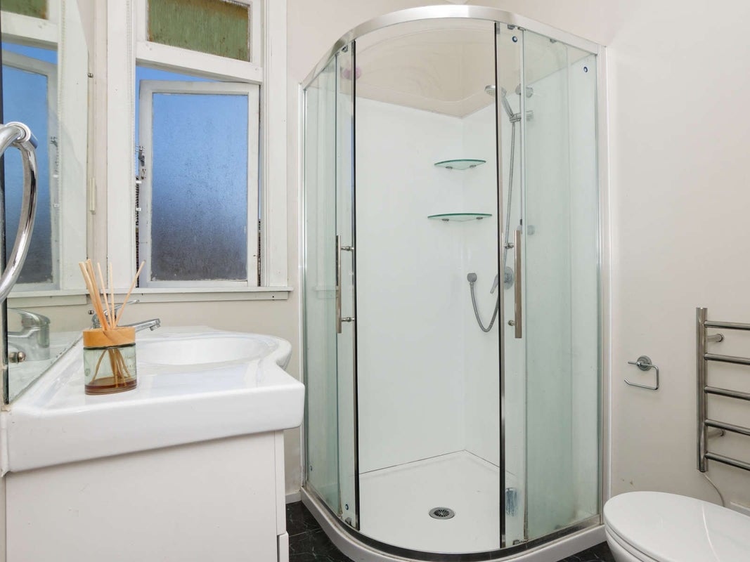 21 Miro Street, Miramar, Wellington - Carousel 11