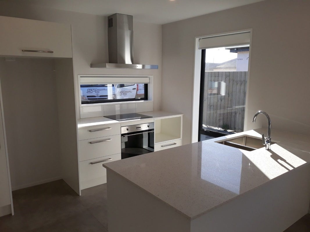 20 Perendale Street, Belfast, Christchurch - Carousel 2