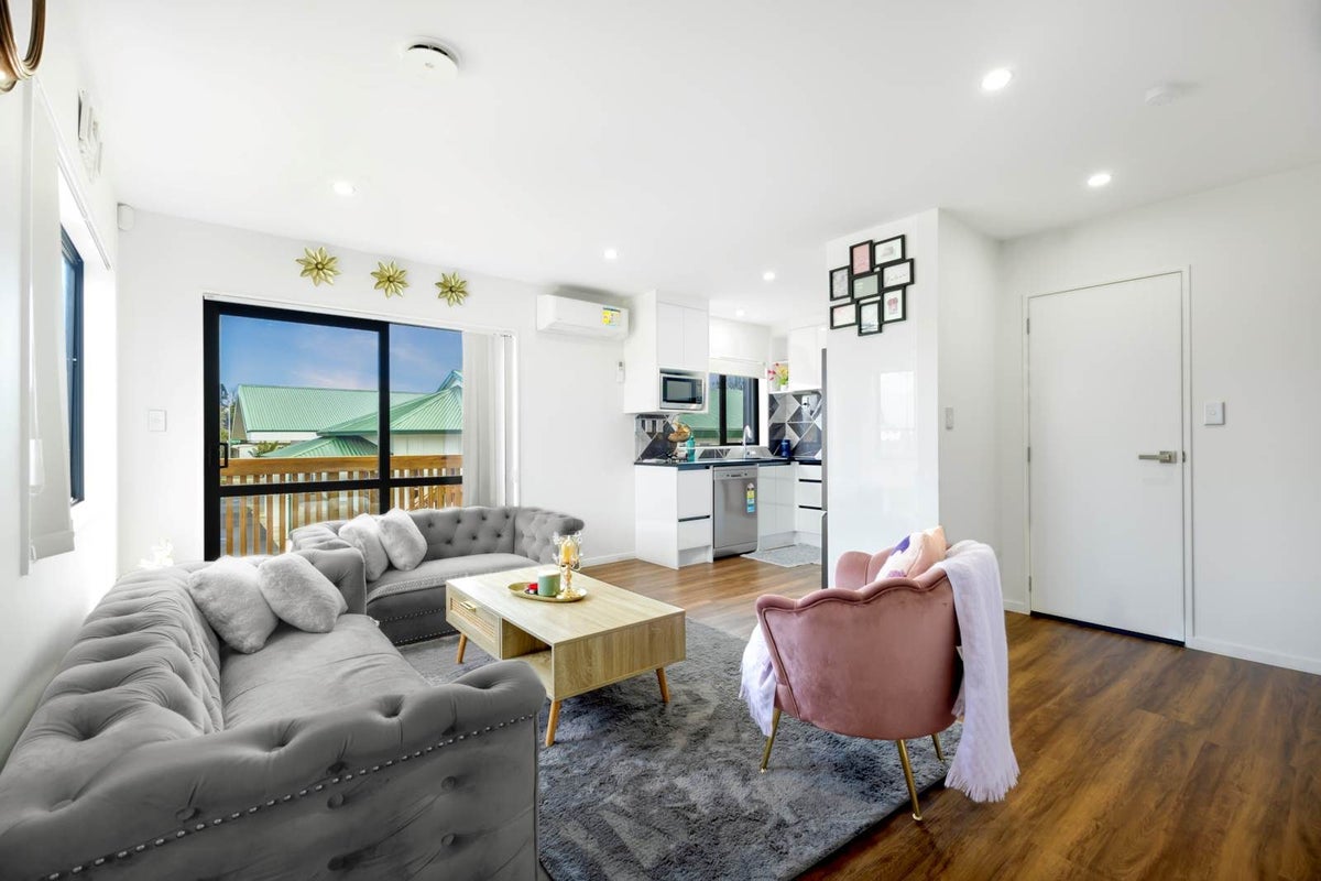 1 Malwa Lane, Manurewa, Auckland - Carousel 2
