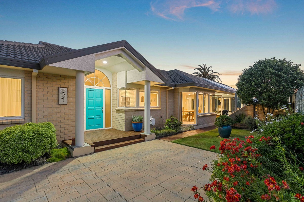 40 Monterey Key, Papamoa Beach, Papamoa - Carousel 2