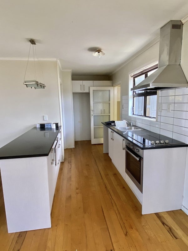 488 East Coast Road, Windsor Park, Auckland - Carousel 2