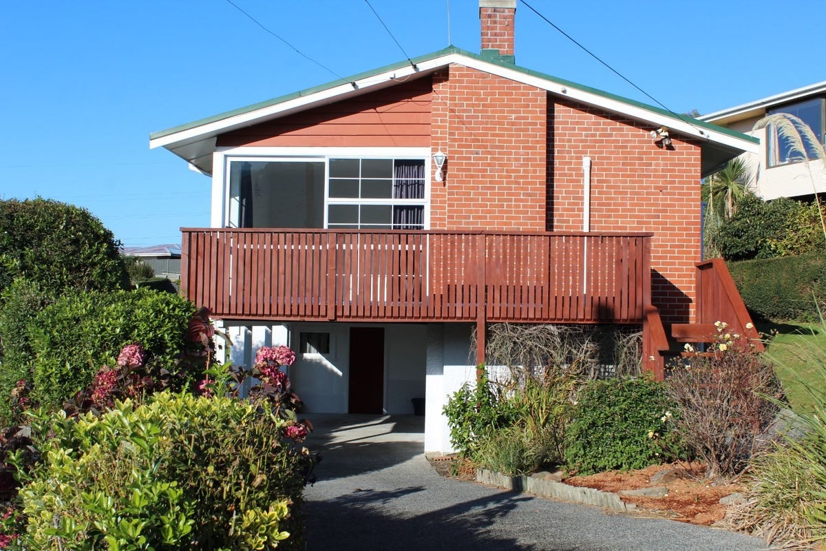 106 Wakari Road, Helensburgh, Dunedin - Carousel 1
