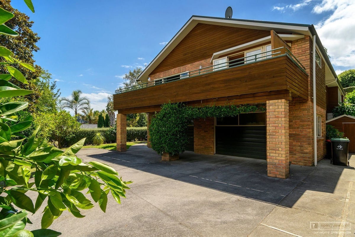 1 Mulberry Lane, Bellevue, Tauranga - Carousel 2
