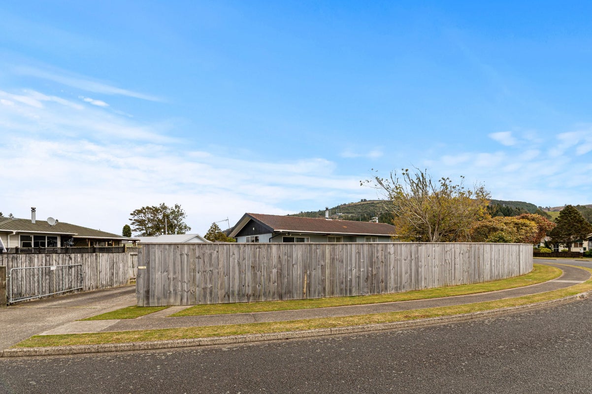 37 Barnard Road, Fairy Springs, Rotorua - Carousel 17