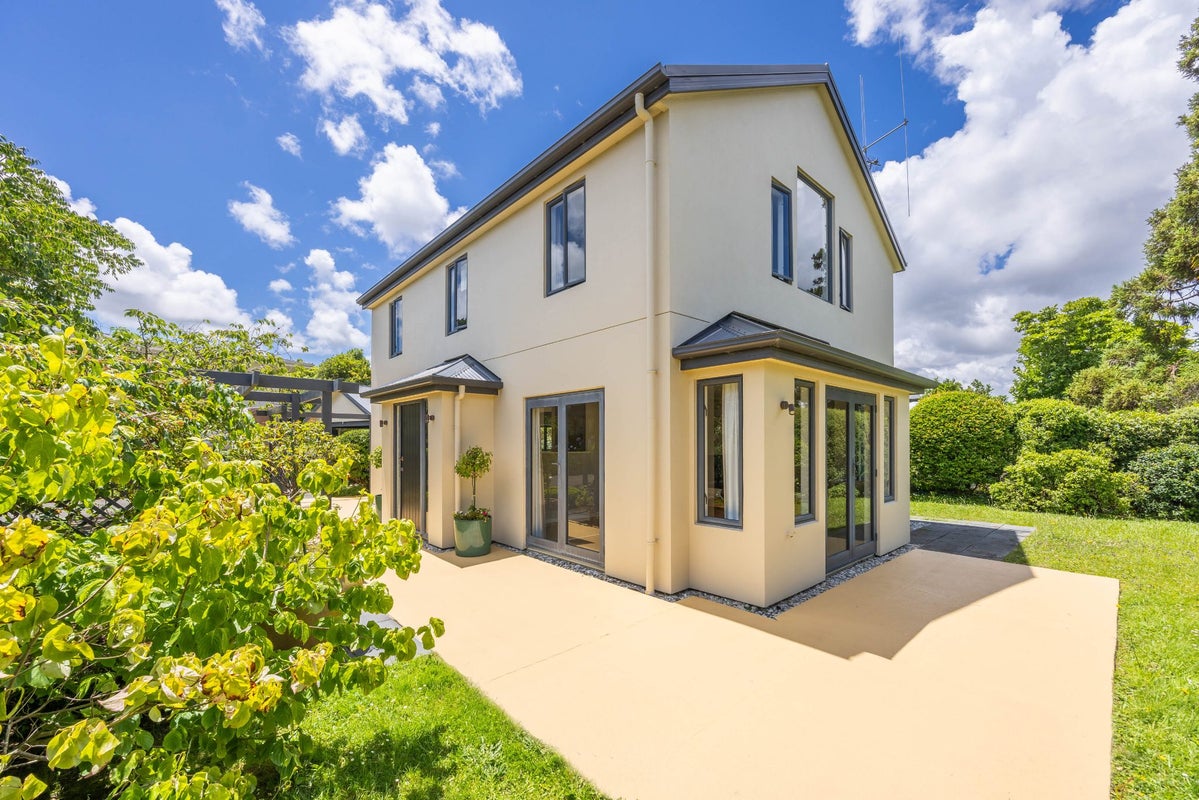 41A Carey Street, Maeroa, Hamilton - Carousel 2