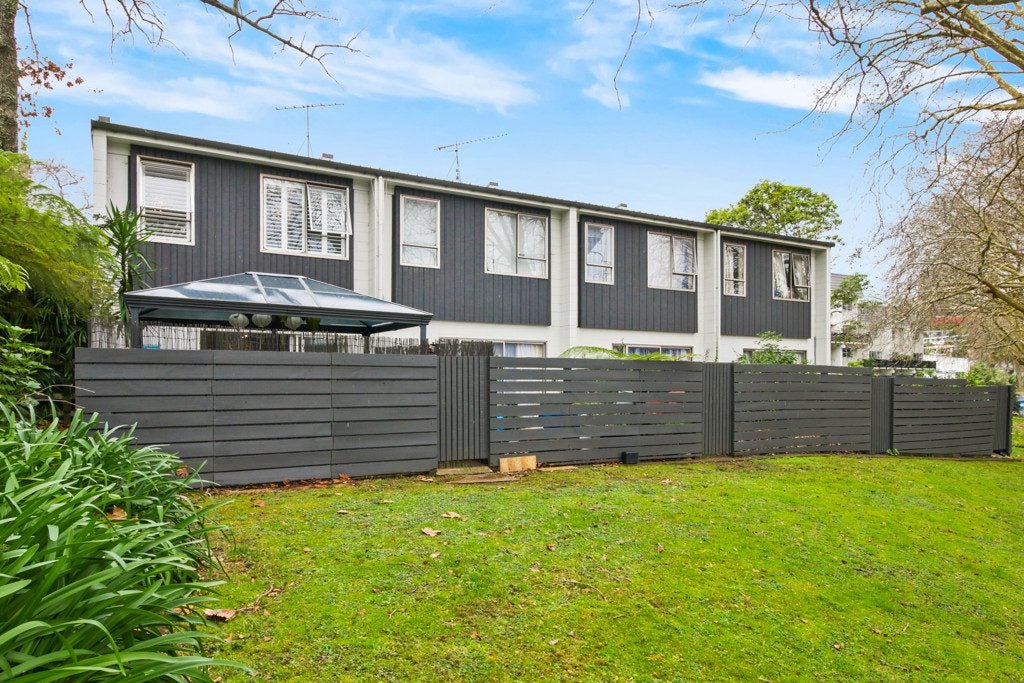 5/2 Hayden Street, Freemans Bay, Auckland - Carousel 1