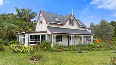 8 Roydon Drive, Ruatangata West, Whangarei - Carousel 1