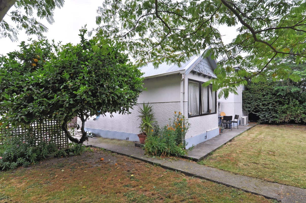 9 Harrow Street, Phillipstown, Christchurch - Carousel 1