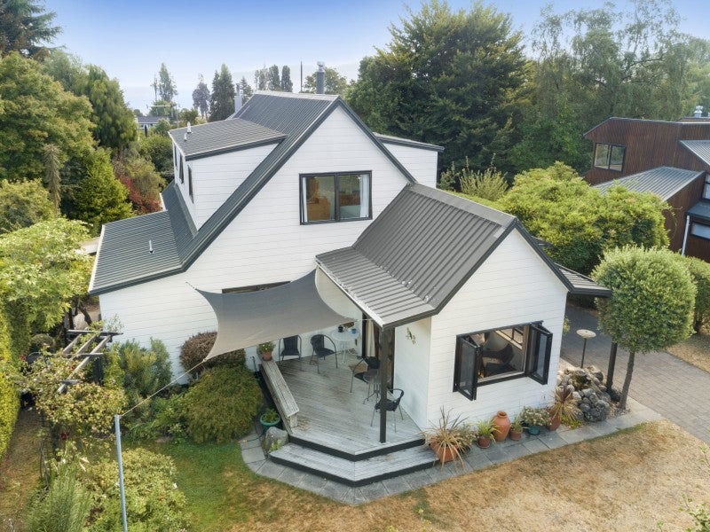 11 Susan Lane, Kinloch, Taupo - Carousel 17