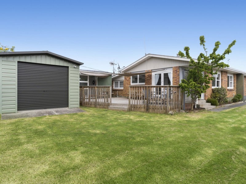 1252B Cameron Road, Gate Pa, Tauranga - Carousel 1