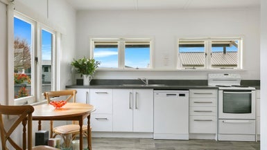 2/69 Grace Crescent, Richmond Heights, Taupo - Carousel 1