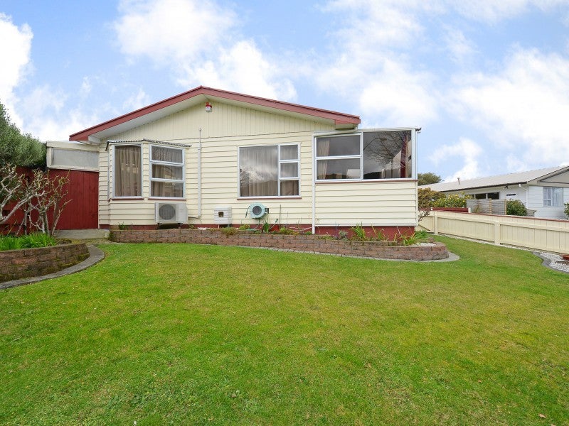 88 California Drive, Totara Park, Upper Hutt - Carousel 19