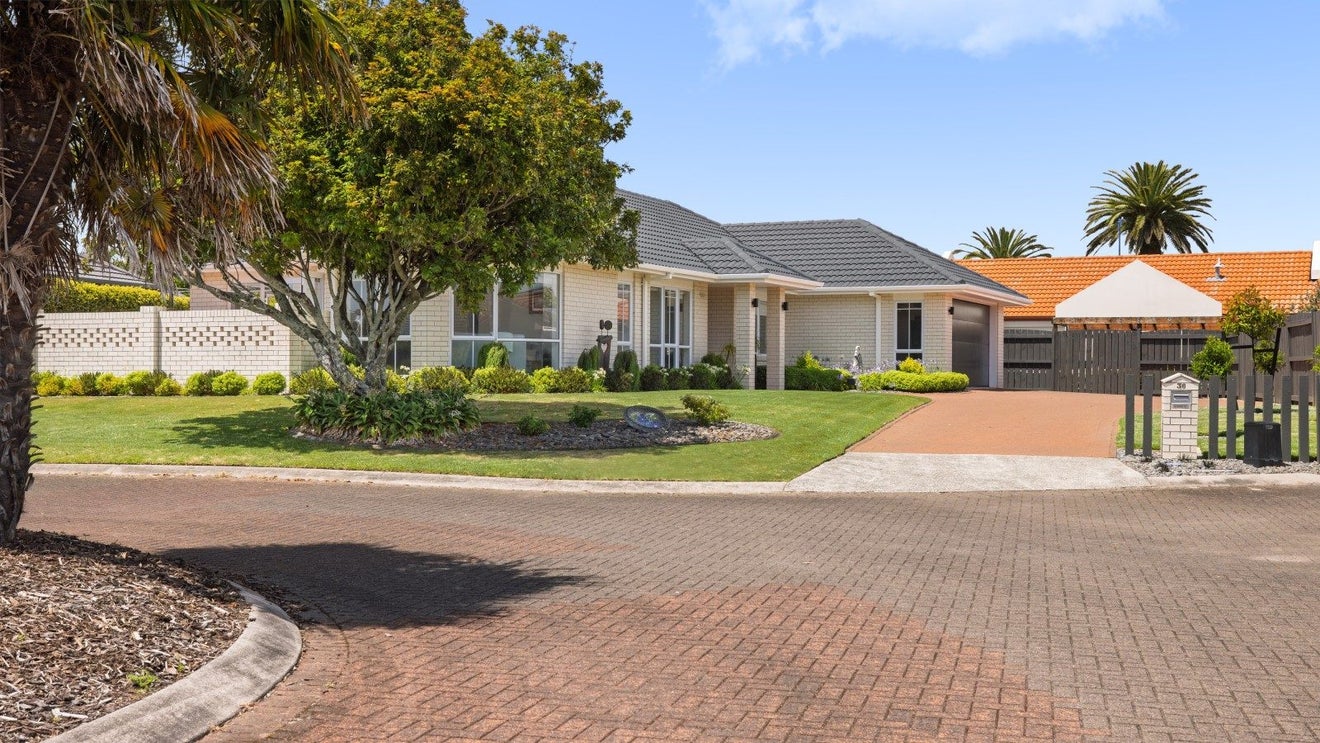 36 Whitsunday Key, Papamoa Beach, Papamoa - Carousel 1