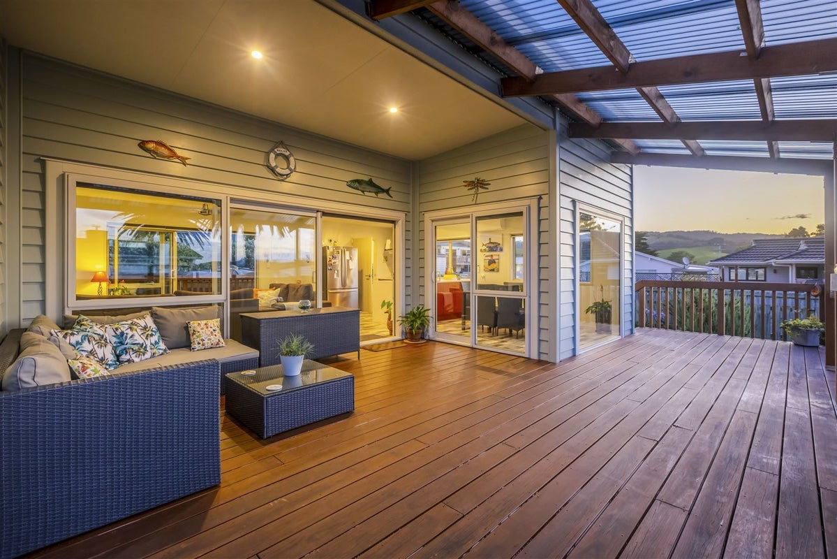 3 Karaka Road, Papakura - Carousel 1
