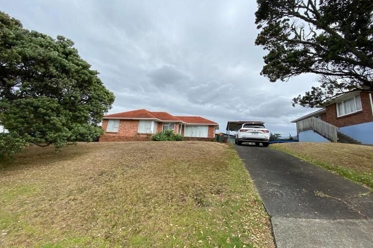 35 Andrew Road, Howick, Auckland - Carousel 1