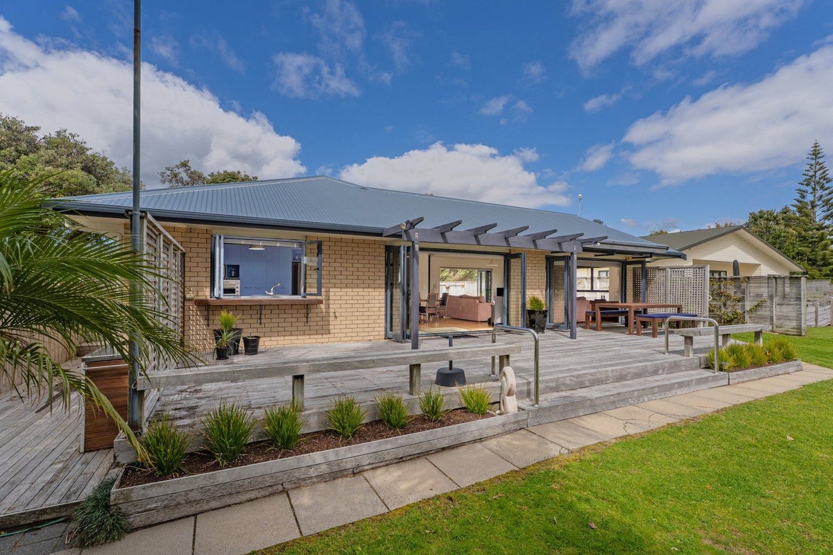136 Waimaire Avenue, Matarangi, Whitianga - Carousel 2