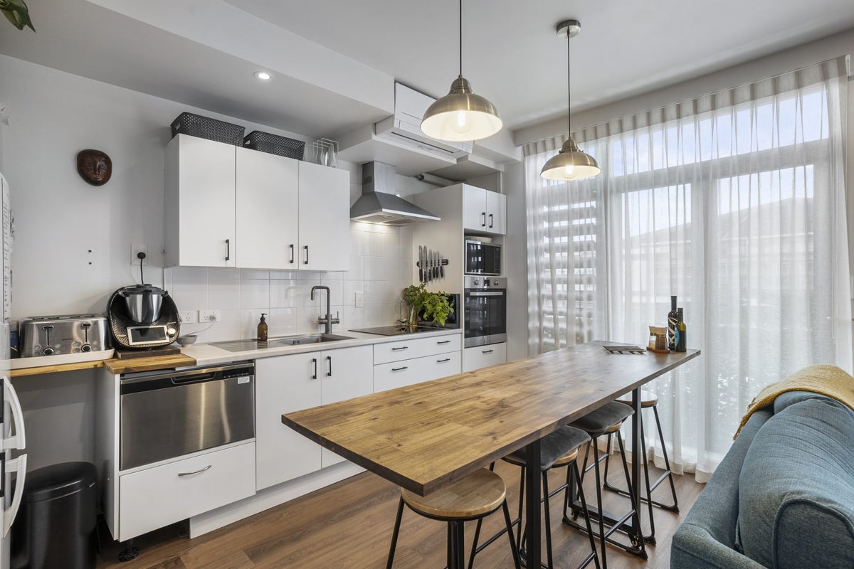 1E/7 Charlotte Street, Eden Terrace, Auckland - Carousel 2