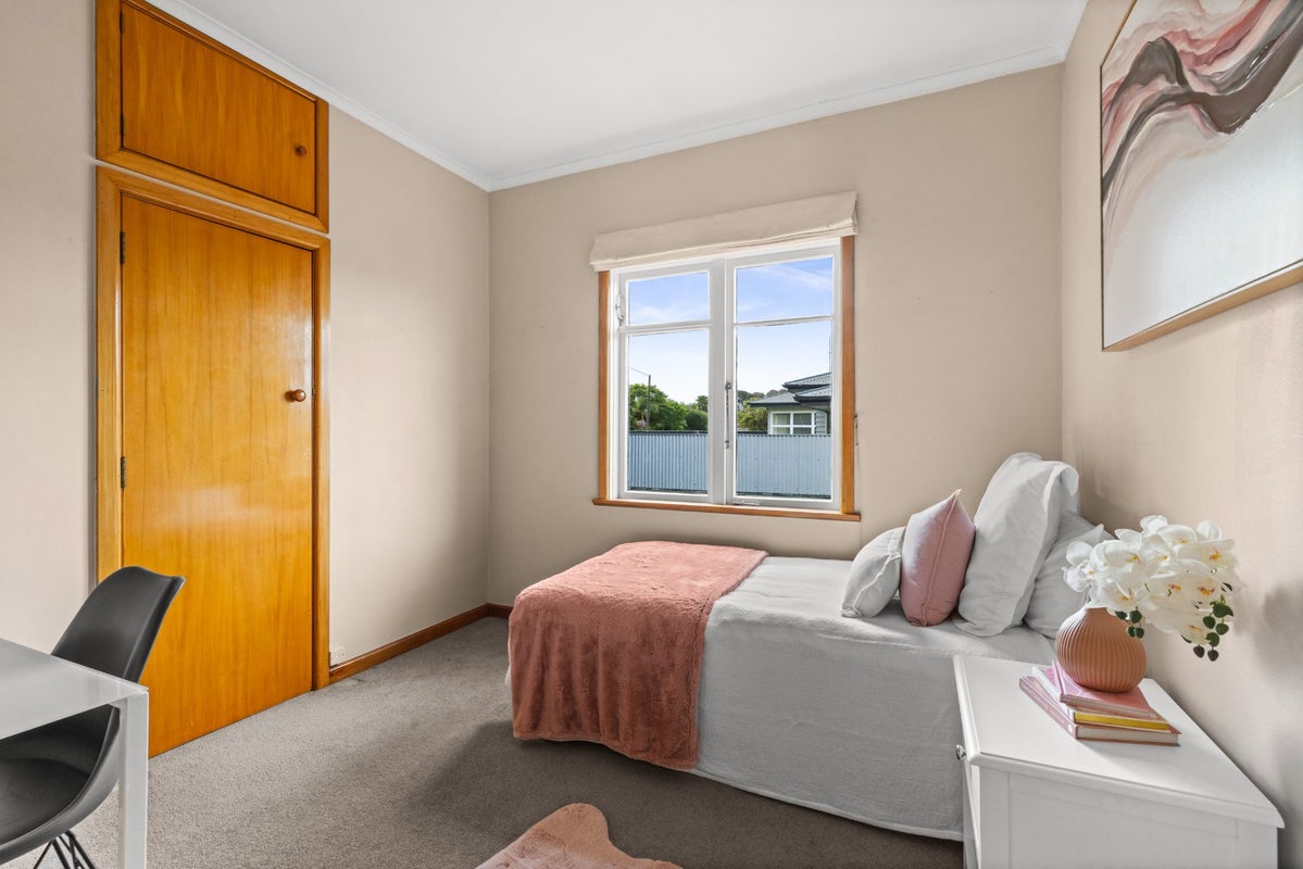 14 Flanders Avenue, Onekawa, Napier - Carousel 23